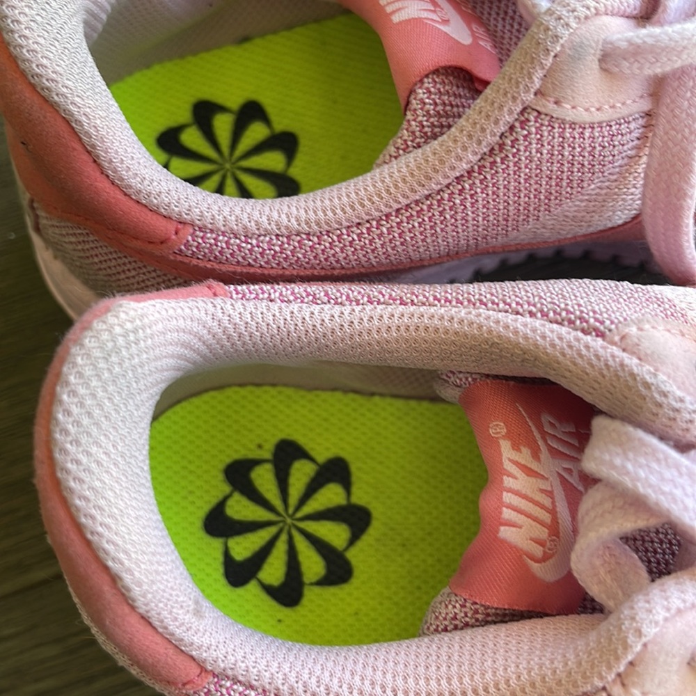 Shoes - Picture 3 of 5